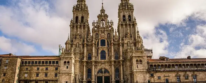 Santiago de Compostela se convierte en ciudad inteligente gracias a solución de guiado ofrecida por Urbiotica