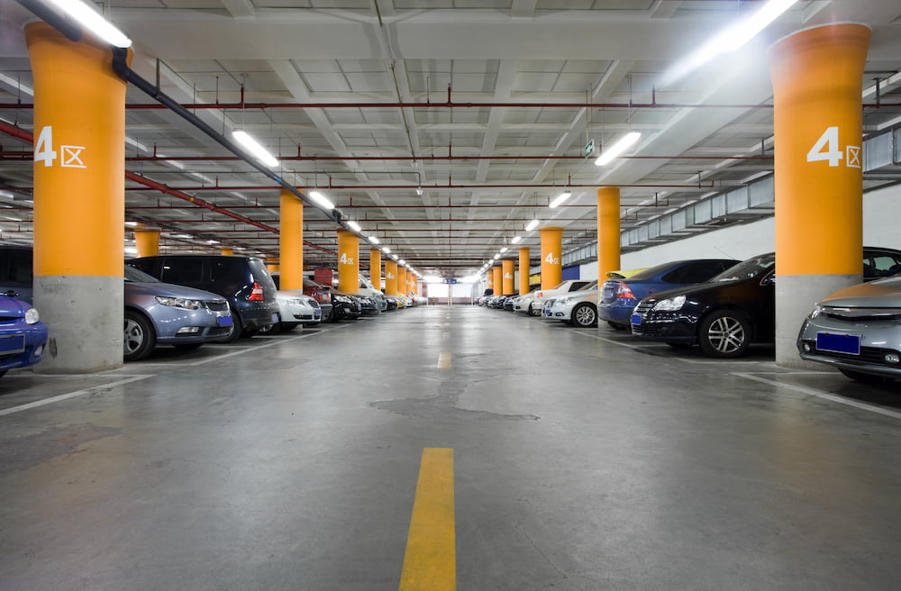 Cómo mejorar el control y la gestión del estacionamiento gratuito limitado en tiempo en las ciudades
