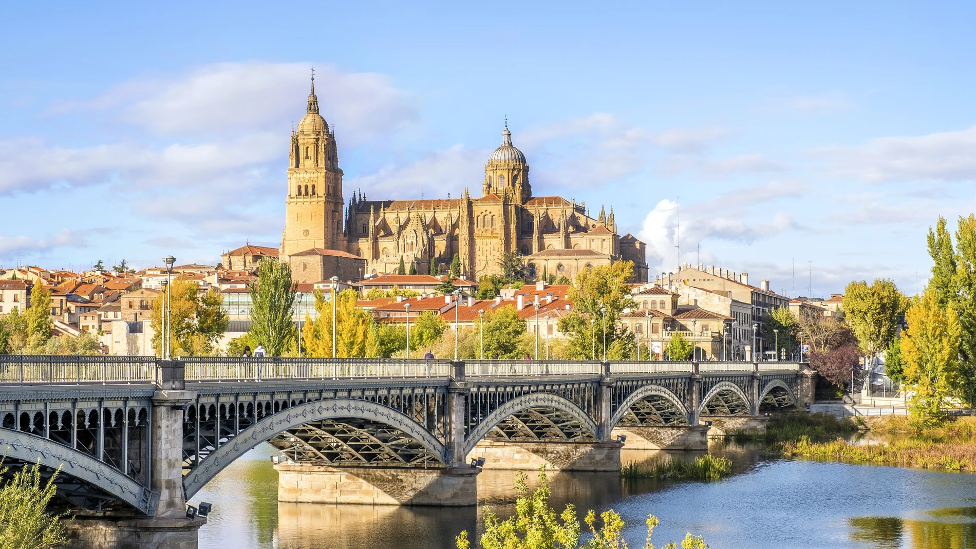 Urbiotica revoluciona el aparcamiento urbano en Salamanca 