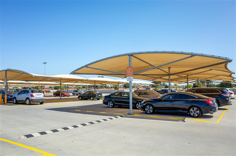 parking exterior centro comercial